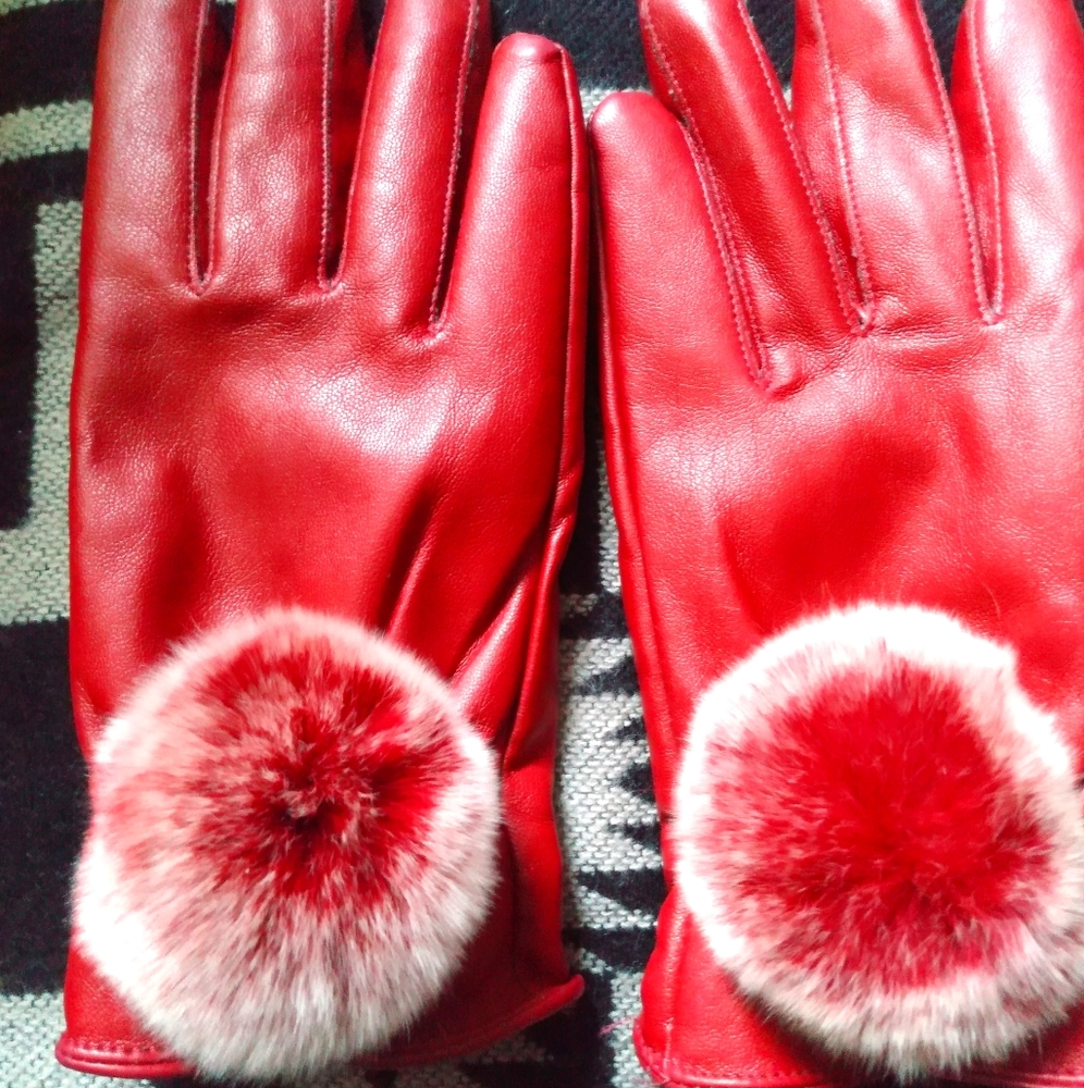 Women's Red Faux Leather Fashion Gloves
